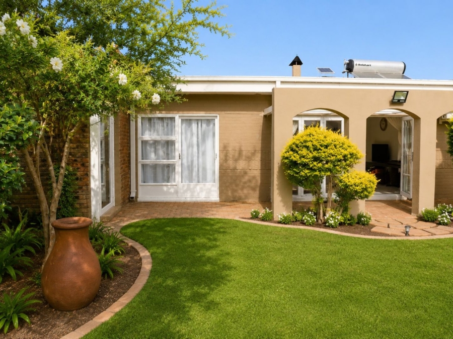 4 Bedroom Property for Sale in Universitas Ridge Free State